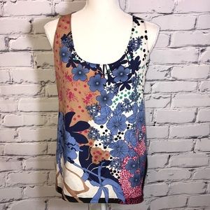 Bisou Bisou - High low Tank Top